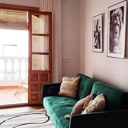 Serendipia: Tu Hogar En Este Blanco Pueblo Frigiliana Luaran gambar