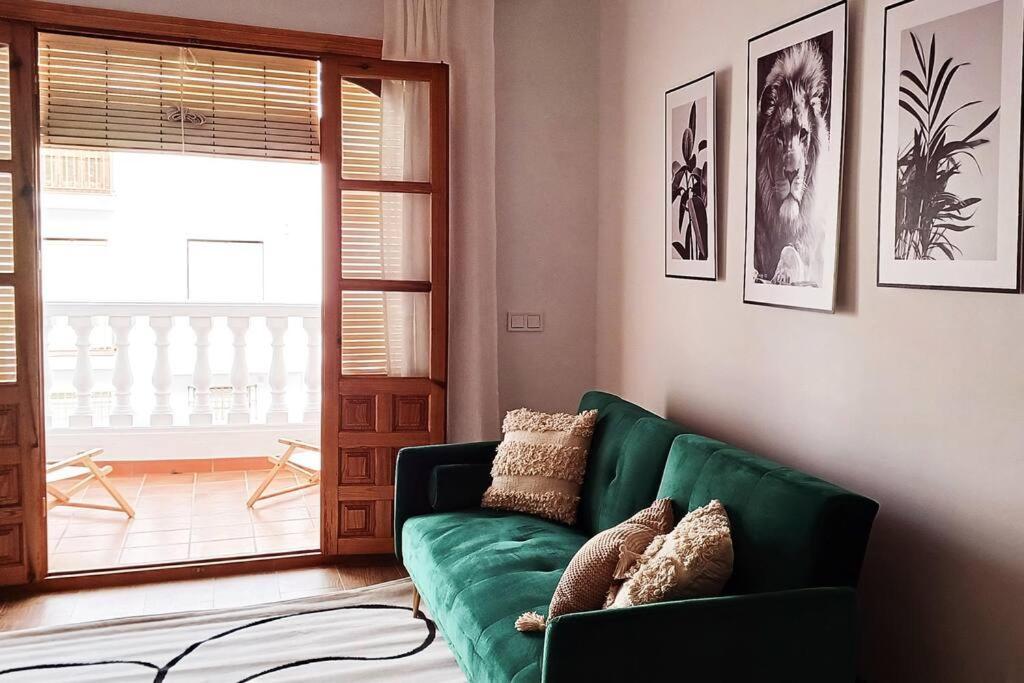 Serendipia: Tu Hogar En Este Blanco Pueblo Frigiliana Luaran gambar